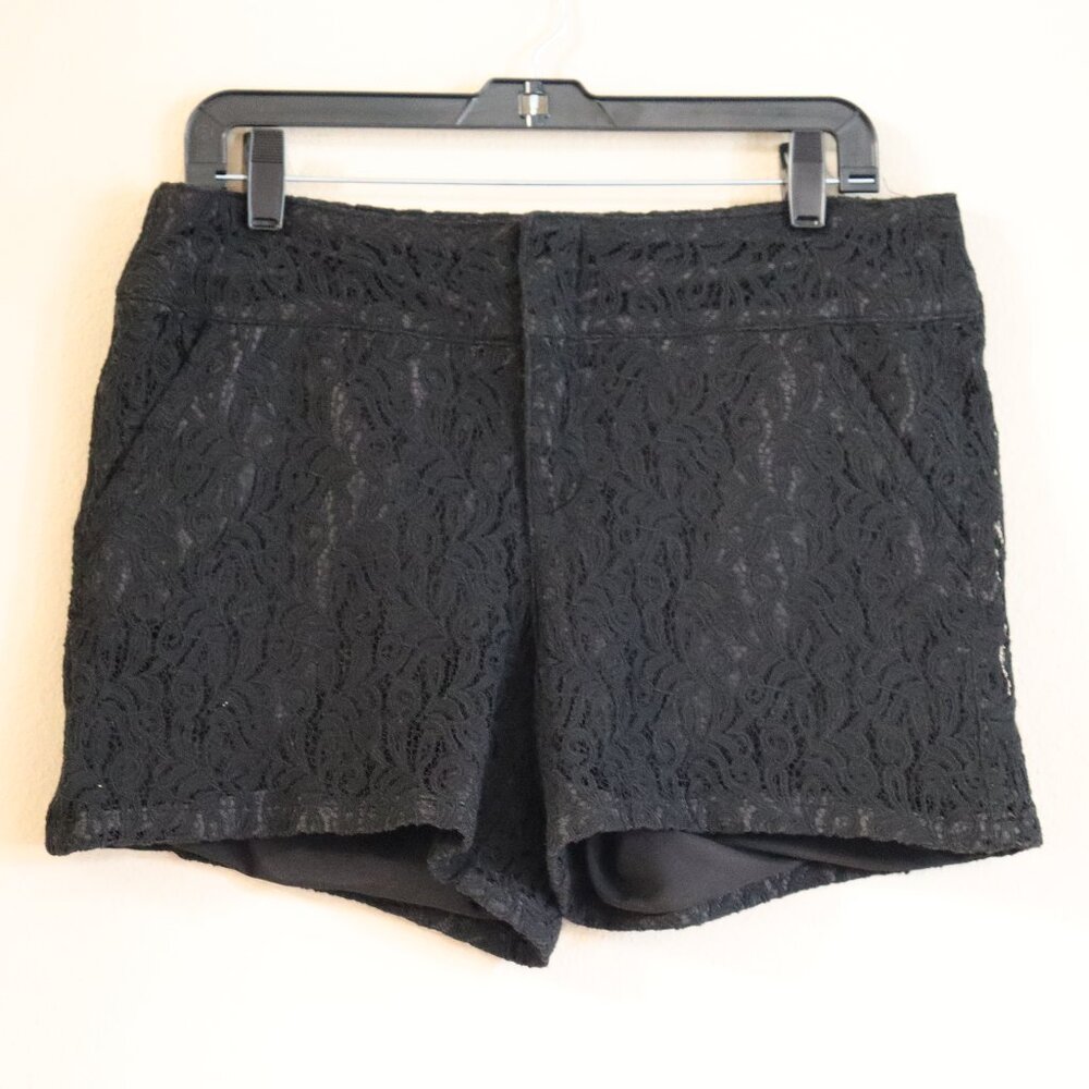 New one 5 one Black Lace Shorts Size 10